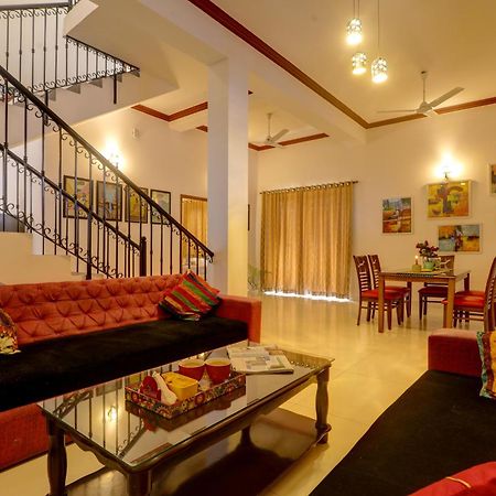 Jaqk Holidays - 9Bhk Villa For Big Groups, Private Pool-Wifi-Cartaker-Parking, North Goa Baga Eksteriør bilde