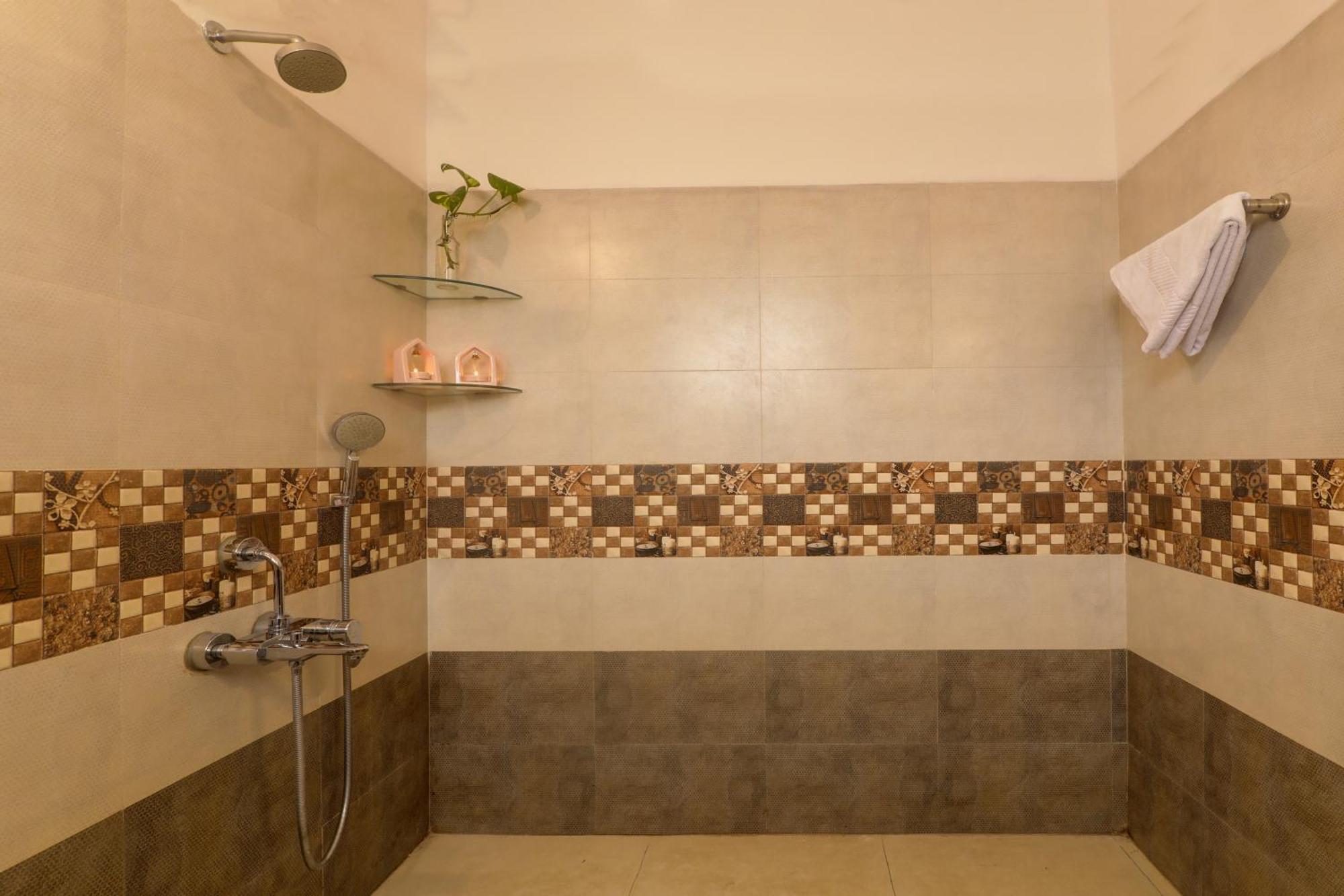 Jaqk Holidays - 9Bhk Villa For Big Groups, Private Pool-Wifi-Cartaker-Parking, North Goa Baga Eksteriør bilde